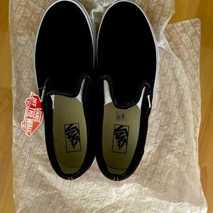 Mens Vans size 10 new with tag